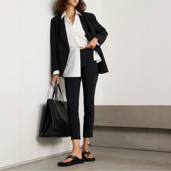 The Row Pants - The Row Essentials Sovino Stretch Crepe Cropped Pants